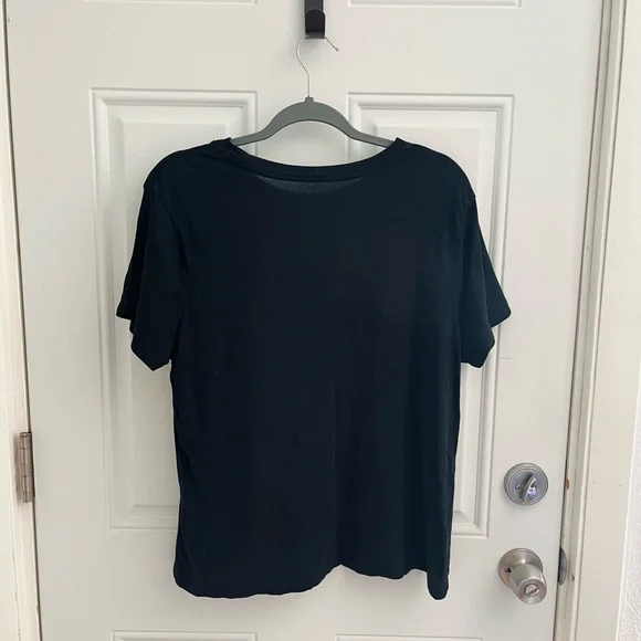 a new day comfy casual black women's tshirt size large - Picture 2 of 4